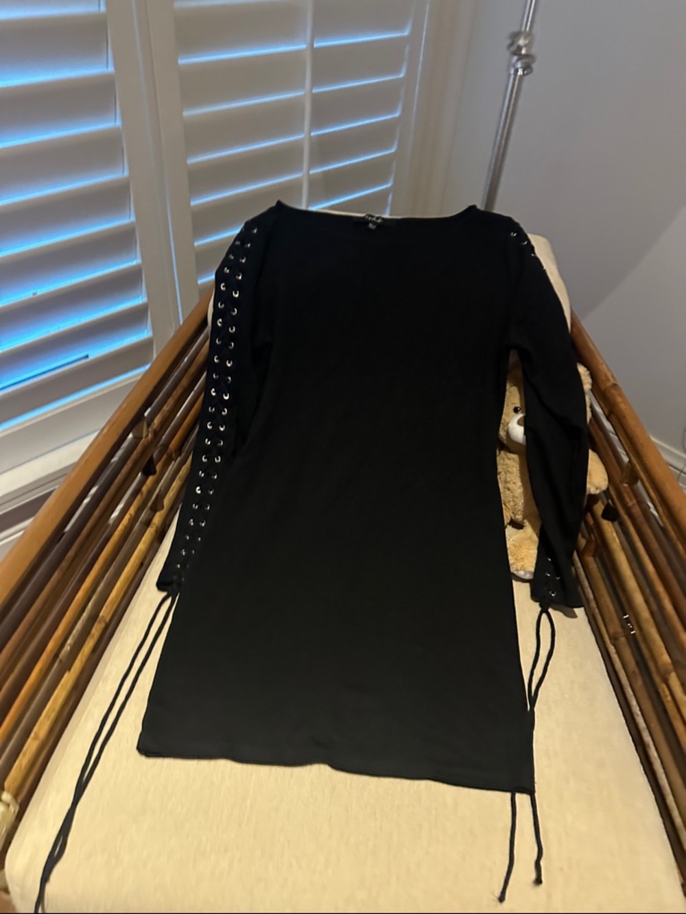 Black Lace-Up Sleeve Women's Dress